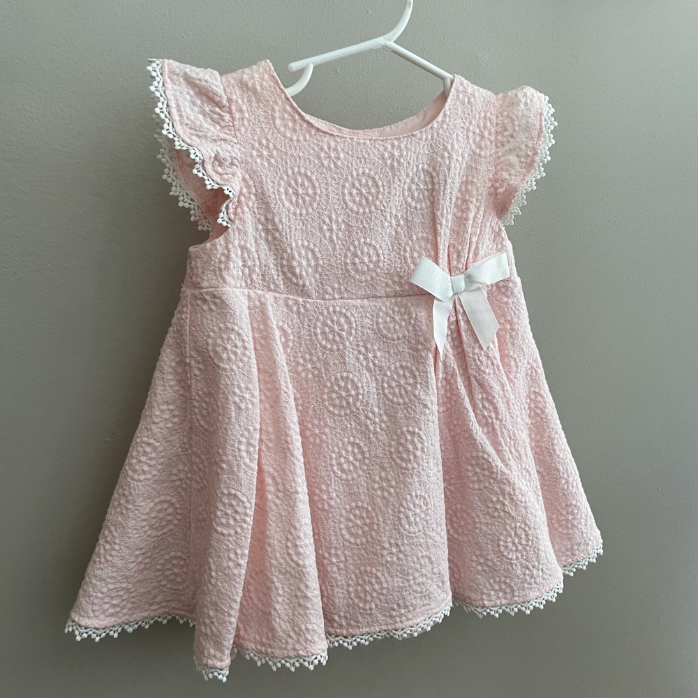 Beautiful toddler pink top with bow